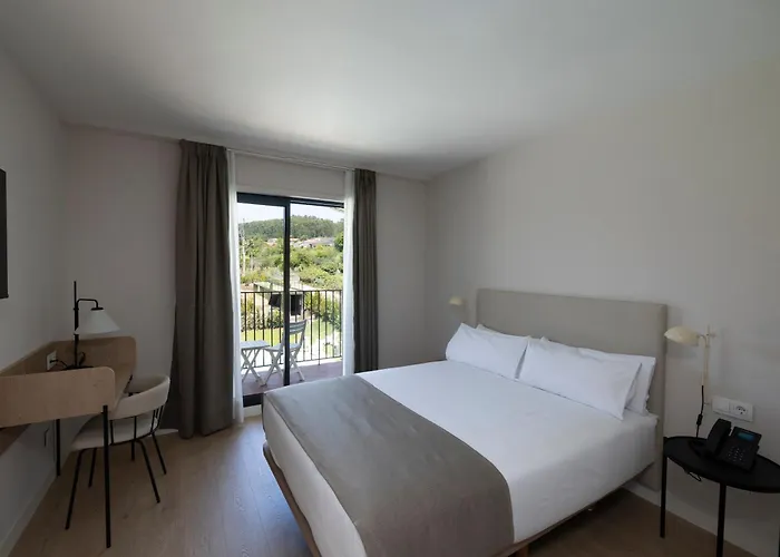 Hotel H4 Cangas 3 Superior